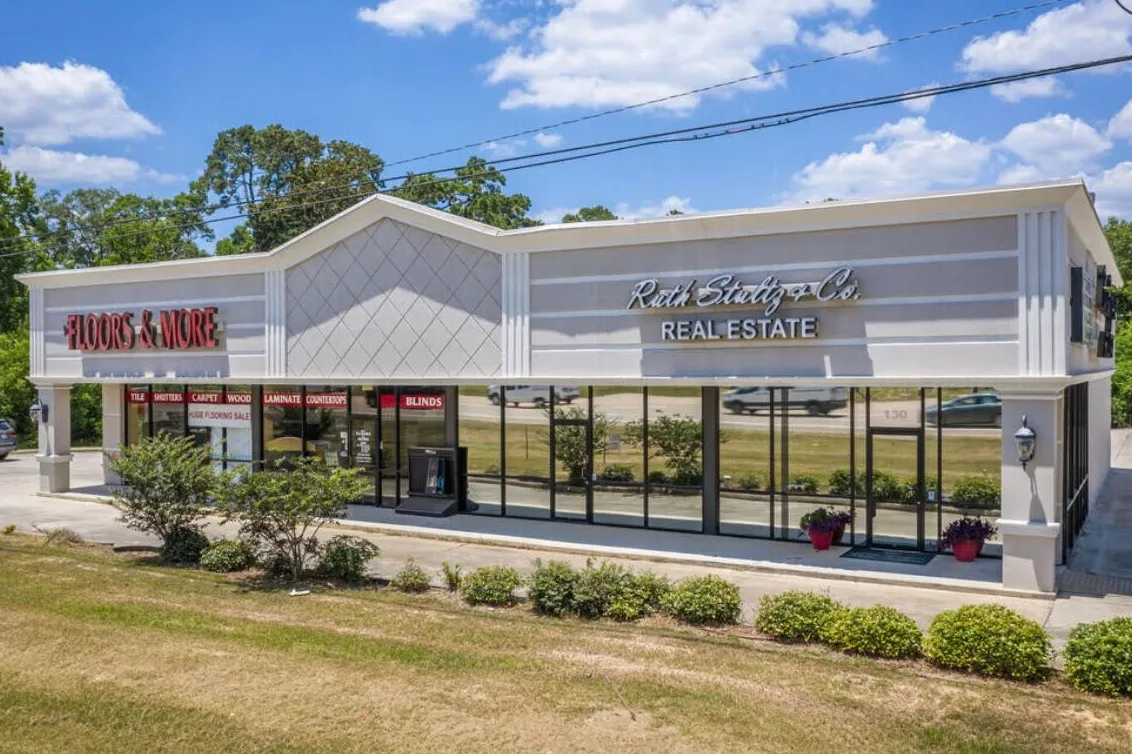 South Lake Plaza 001-Jolink Wallace